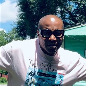 Meet your Posher, Adrian